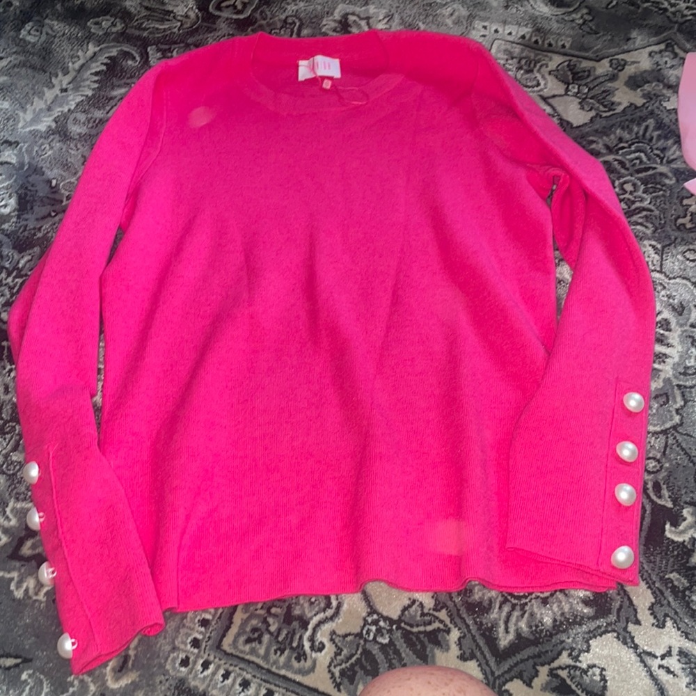 Women’s sweater